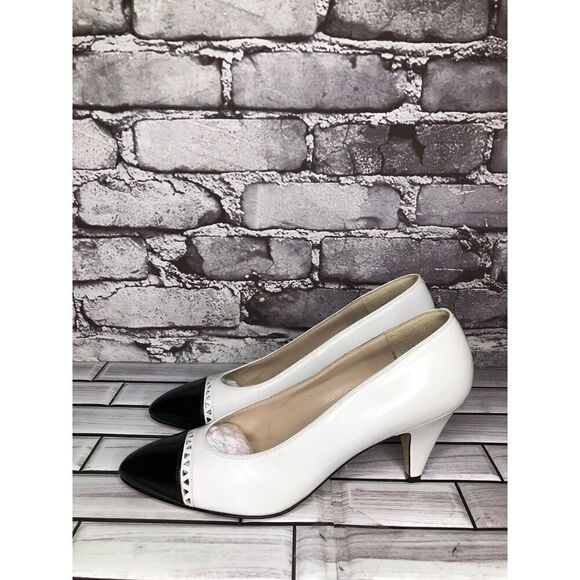 VTG David Evins White Leather Black Cap Toe Dress Heels Women’s Sz 7AA US/37.5EU - Picture 10 of 16